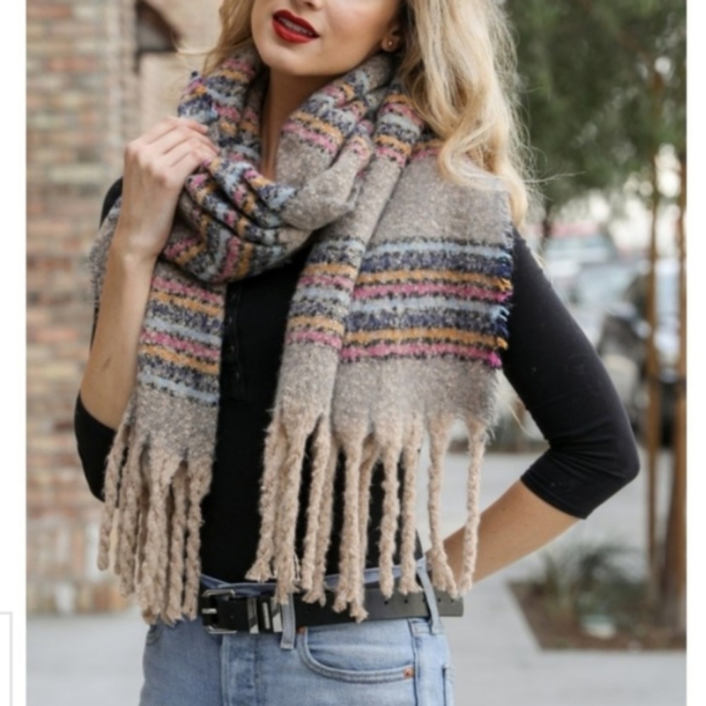 ⭐ Mohair Gray Cozy Blanket Oversized Scarf Gray Pink Blue Beige Tassles OS NWT